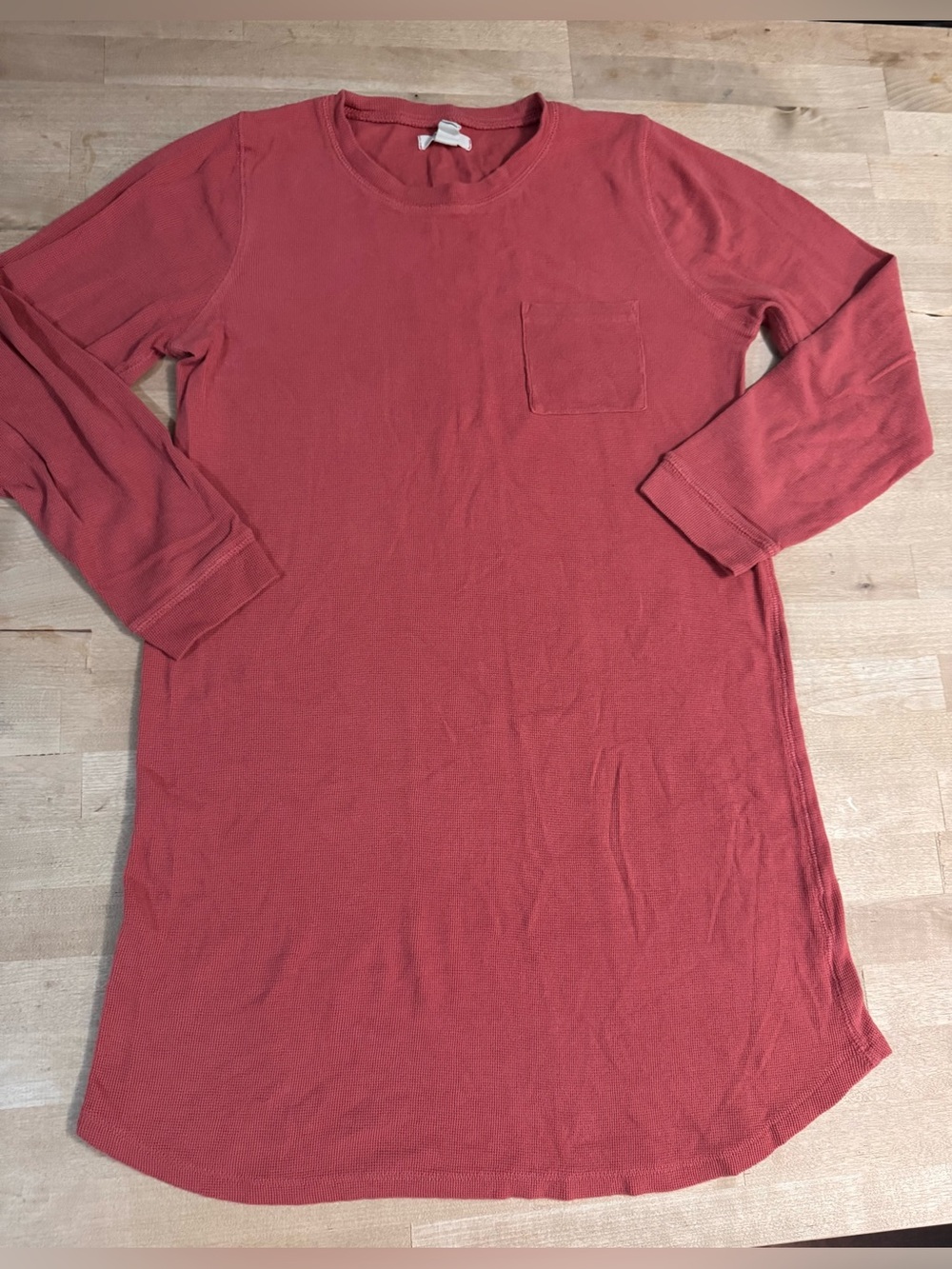 Madewell Women's Long-Sleeve Pocket Nightshirt in Rust